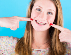 Выравнивание зубов у взрослых и детей